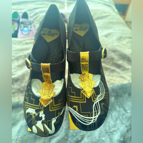 Hot Chocolate Design Art Deco 2” T-strap heels - Picture 1 of 3